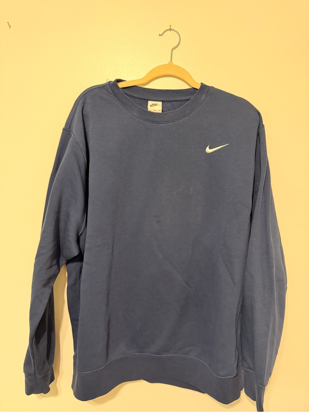 Nike Men’s Dark Blue Crewneck Sweatshirt with White Swoosh